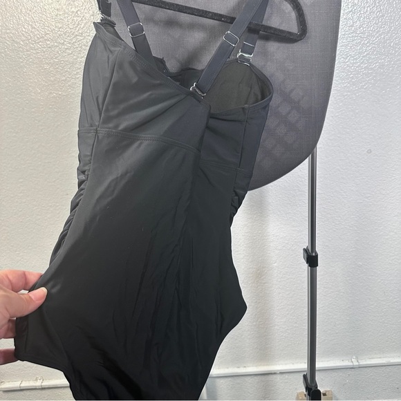 Yonique Women Plus Size One Piece Swimsuits Tummy Control Bathing Suits Size 18W - Picture 8 of 12